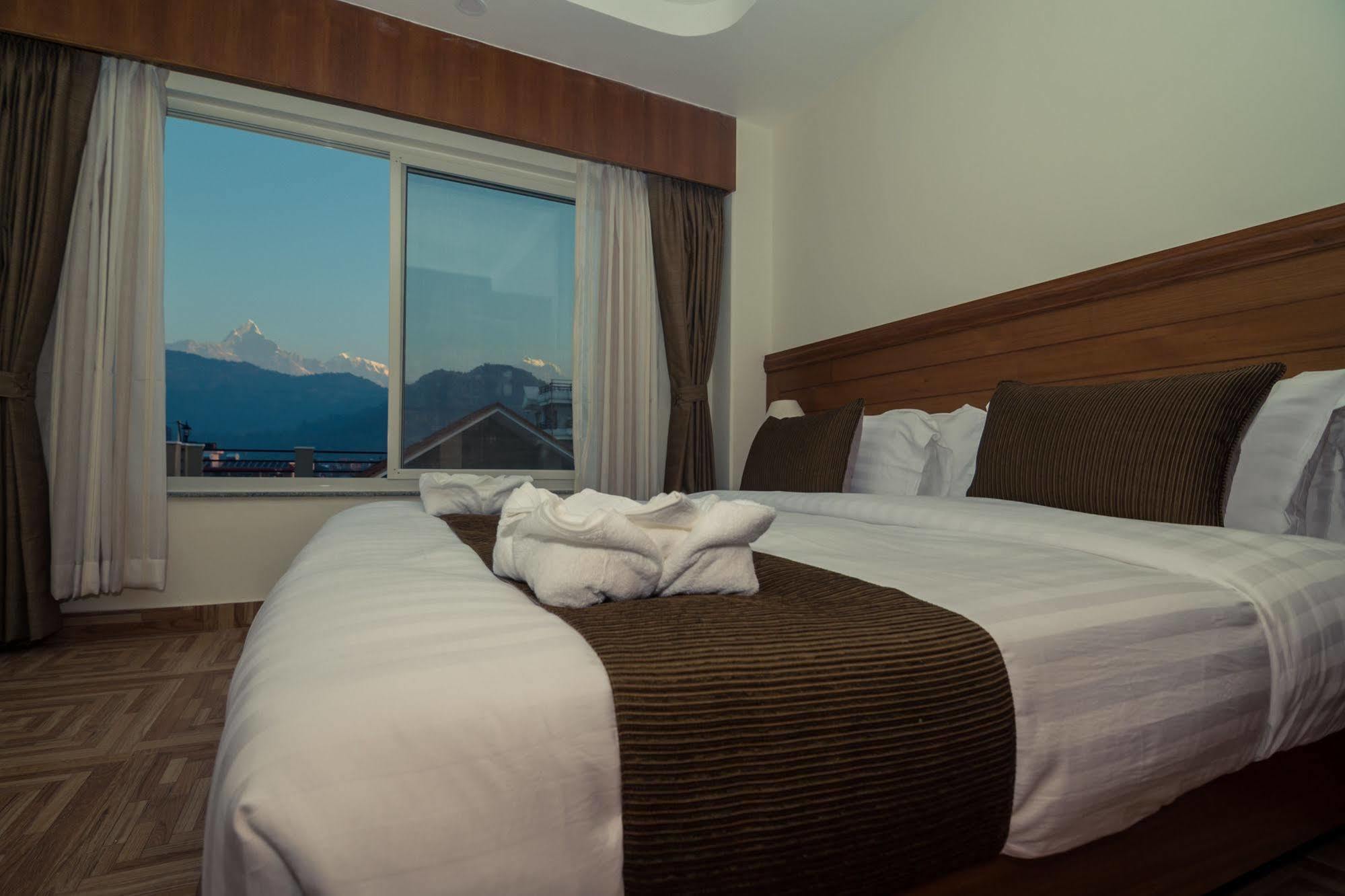 Hotel Mountain View - Lakeside Pokhara Zewnętrze zdjęcie